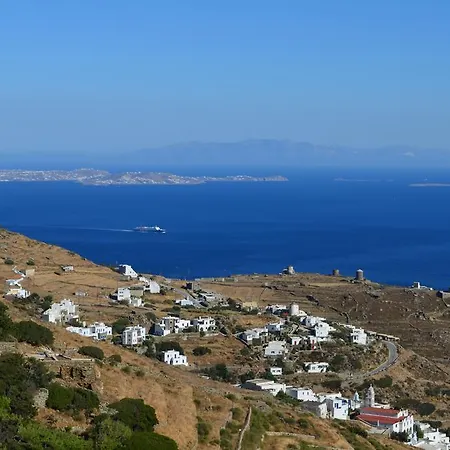 Tina Αρνάδος
